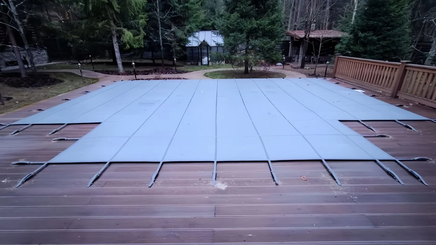 Покрывало для бассейна Laguna Cover Mesh в Волгограде